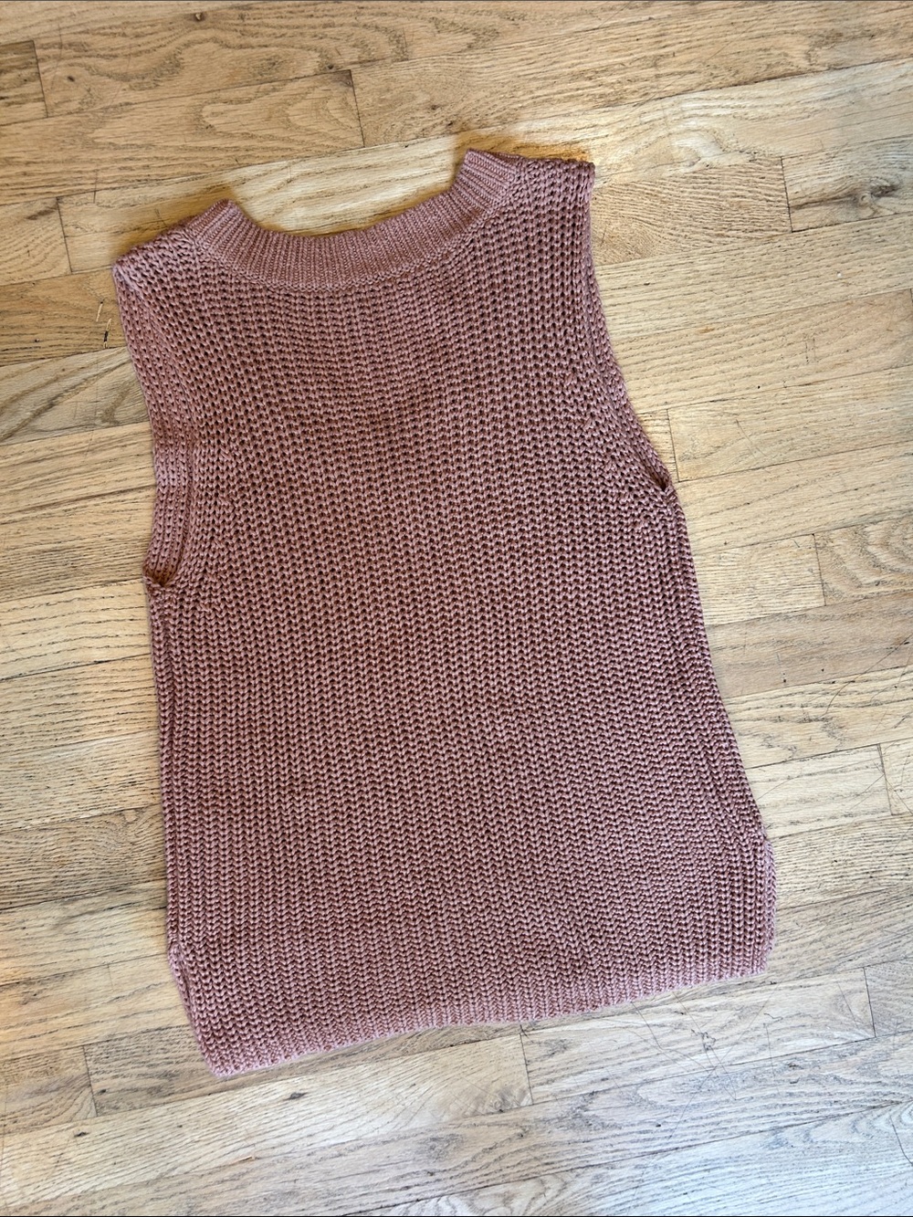 Gentle Fawn Sleeveless V-Neck Knit Vest in Dusty Rose - Picture 4 of 7